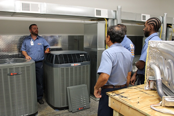 What To Look For In A Professional Air Conditioning Service Provider